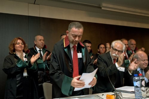 Avrupa Barolar Konseyi'nden İstanbul Barosu'na İnsan Hakları Ödülü
 - 27