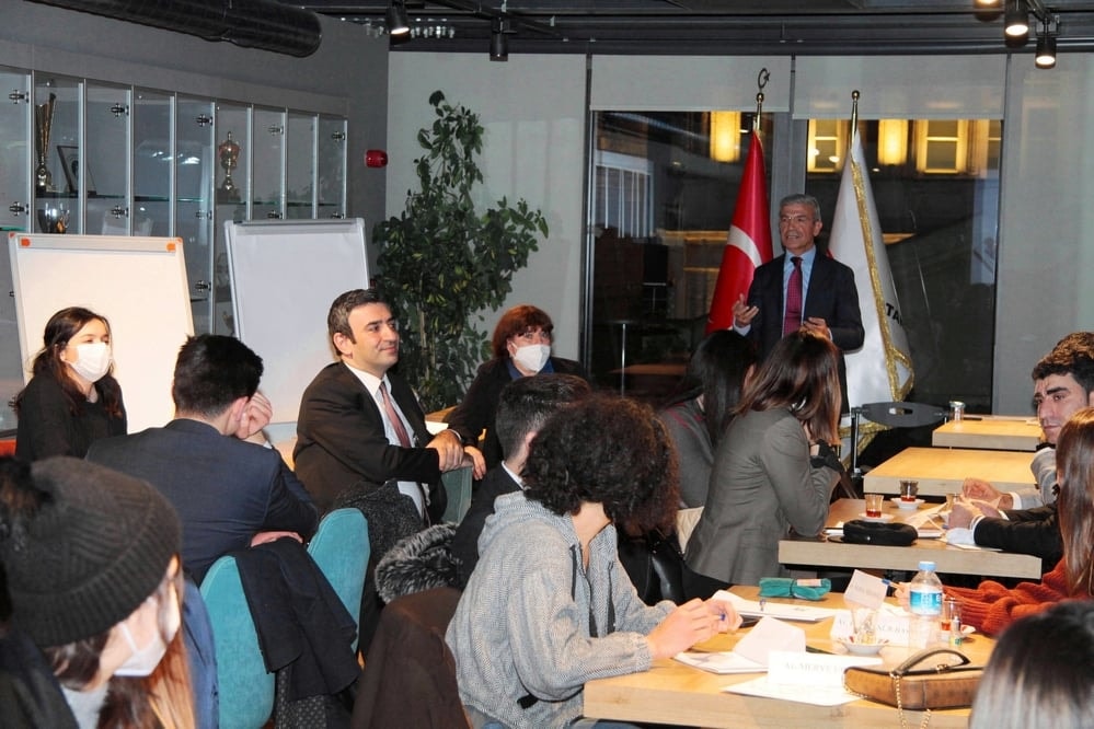 Genç Avukatlara Menti Eğitimi Verildi - 16