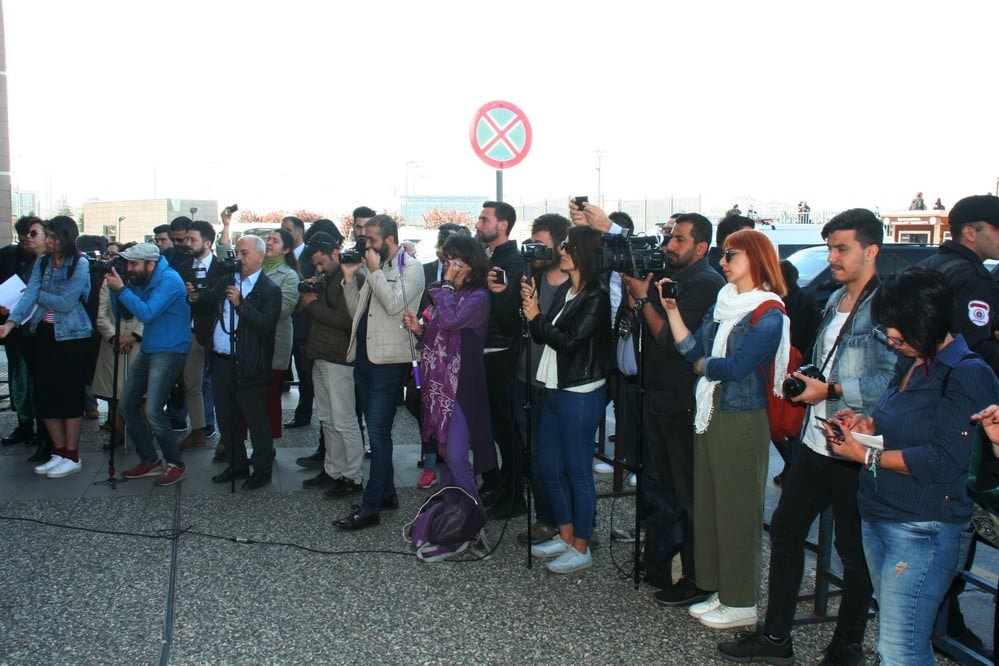 Biz Hukuk Devleti İstiyoruz - 8