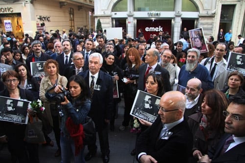 Avukat Gülçin Çaylıgil’İ Andık

 - 11