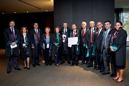 Avrupa Barolar Konseyi'nden İstanbul Barosu'na İnsan Hakları Ödülü
 - 2