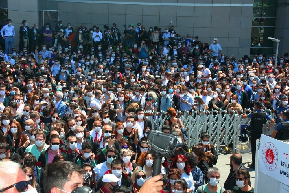 Yasa Yapma Gücünü Silah Olarak Kullananları Uyarıyoruz - 41