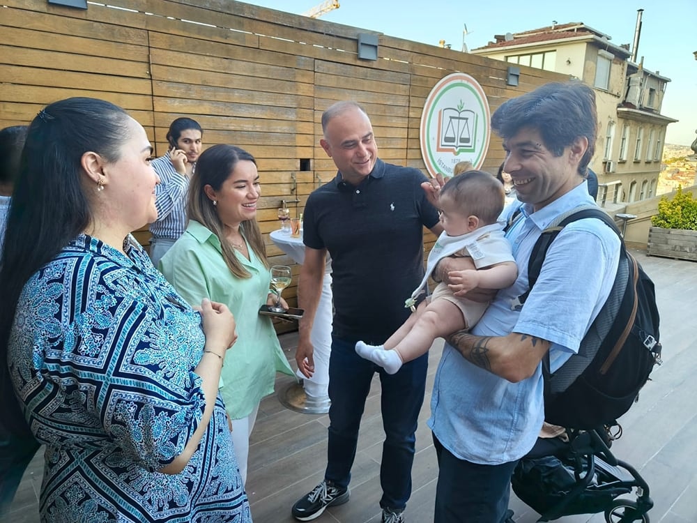 İstanbul Barosu Yabancı Dil Eğitimlerine Katılan Avukatlar Buluştu - 1