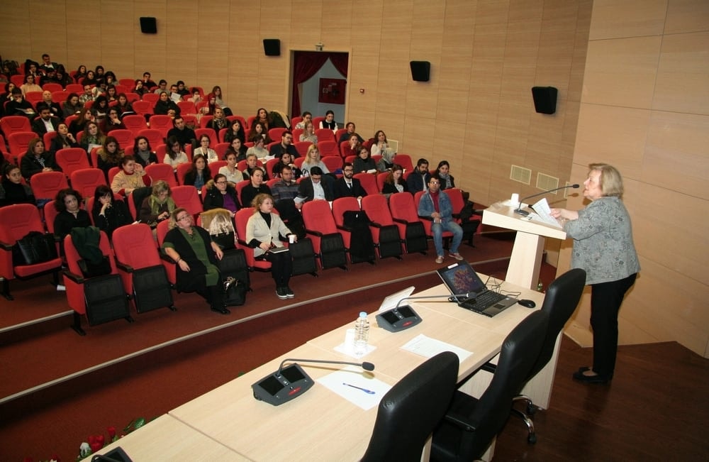 Çocuk Hukuku Konulu Sertifika Programı Yapıldı - 16