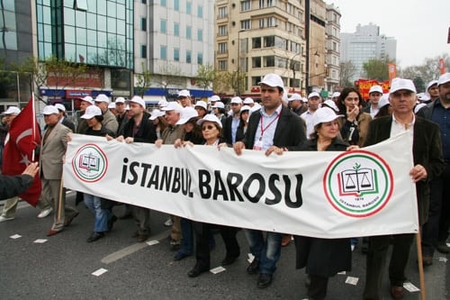 1 Mayıs Coşkuyla Kutlandı

 - 33