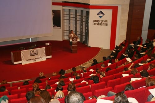 “Kadın Hakları Ve Aile İçi Şiddet” Konulu Eğitim Seminerleri

 - 17