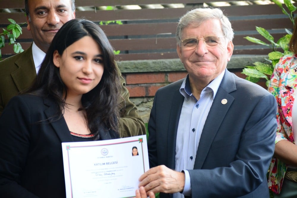 36. Dönem Hukuk İngilizcesi Ve Terminoloji Derslerine Katılanlara Törenle Belgeleri Verildi - 16