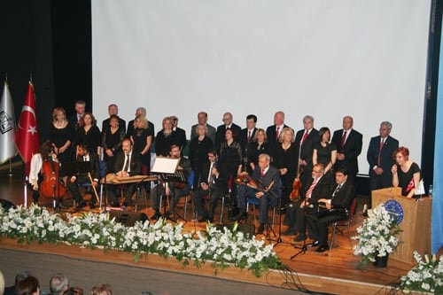 Mesleklerinde 25, 30, 35 Yılını Dolduran Toplam 693 Meslektaşımıza Plaket Verildi
 - 71