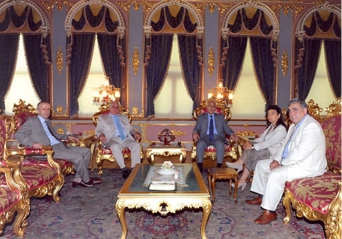 İstanbul Valisi Hüseyin Avni Mutlu İstanbul Barosunu
   Ziyaret Etti
 - 7