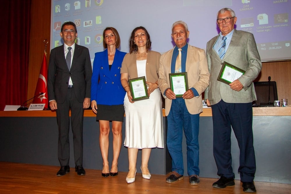 Av. Prof. h. c. Dr. Bülent Sözer Anısına Sempozyum ve Konişmento Sergisi - 14