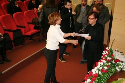 Kadın Hakları Ve Aile İçi Şiddet Konulu Sertifika Programı

 - 72