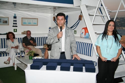 Cmk Eğitim Seminerlerine Katkı Veren Eğitimcilere Plaket Verildi

 - 2