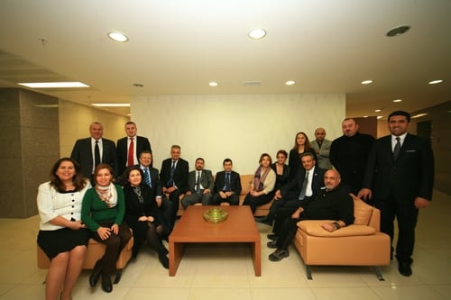 Avukat Hakları Merkezi'nin İstanbul Adalet Sarayındaki Birimi Faaliyete Geçti
 - 1