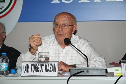 Sanık Sandalyesindeki Avukat
 - 15