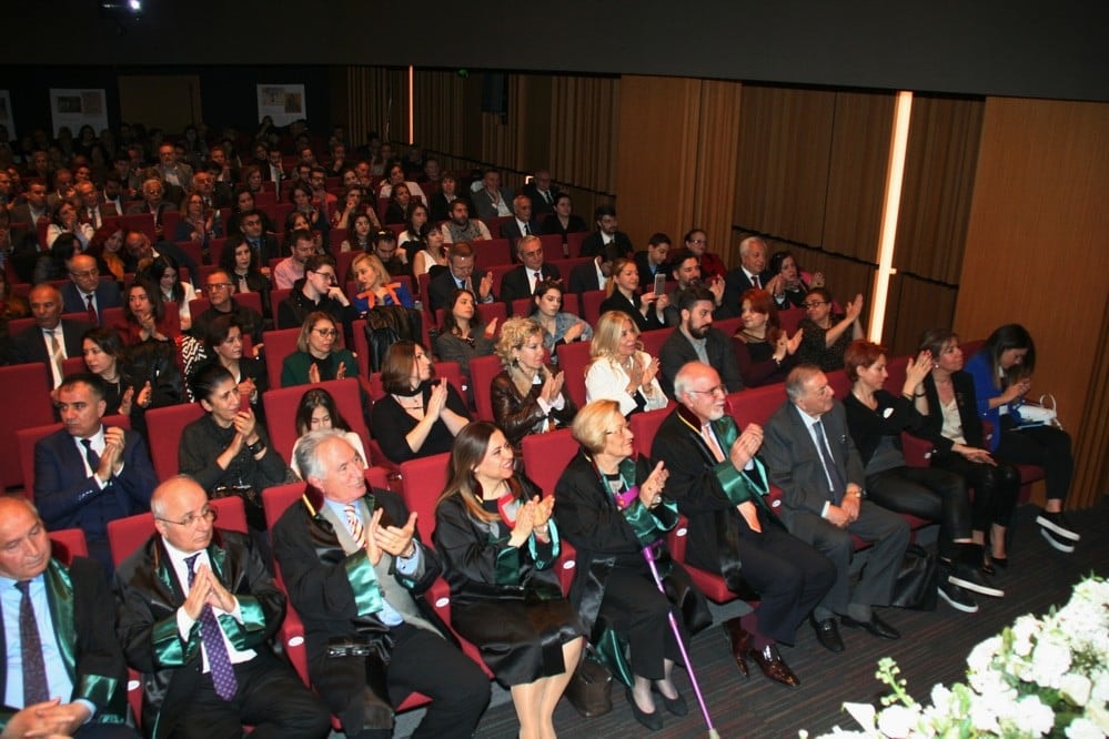 2018 Mahmut Esat Bozkurt Hukuk Ödülü Av. Nazan Moroğlu’na Verildi - 16