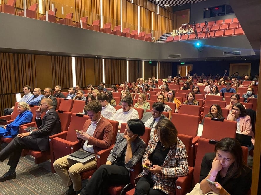 “Elektronik Ticaretin Düzenlenmesi” Semineri - 37