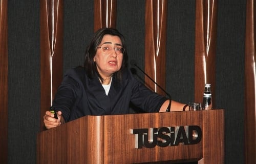 Sermaye Piyasası Kanununda Halka Açık 
Şirketlerle İlgili Suç Ve Yaptırımlar

 - 17