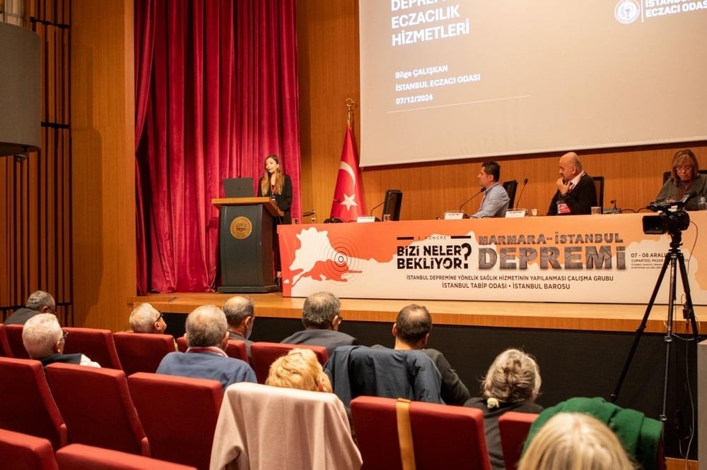 “Marmara-İstanbul Depremi-Bizi Neler Bekliyor?” Kongresi İstanbul Barosu’nda Yapıldı - 8