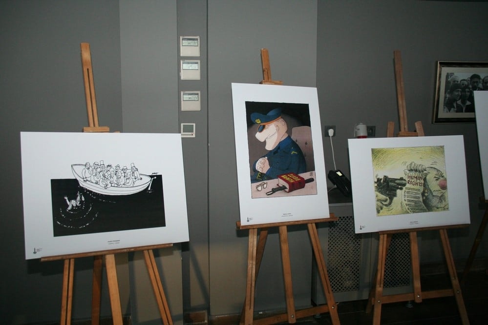 İnsan Hakları Onurlu Yaşamak İçin Gereklidir - 52