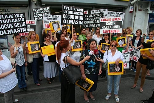 Kampanyada Toplanan Bir Milyonu Aşkın İmza 
Tbmm Başkanlığına Gönderildi - 17