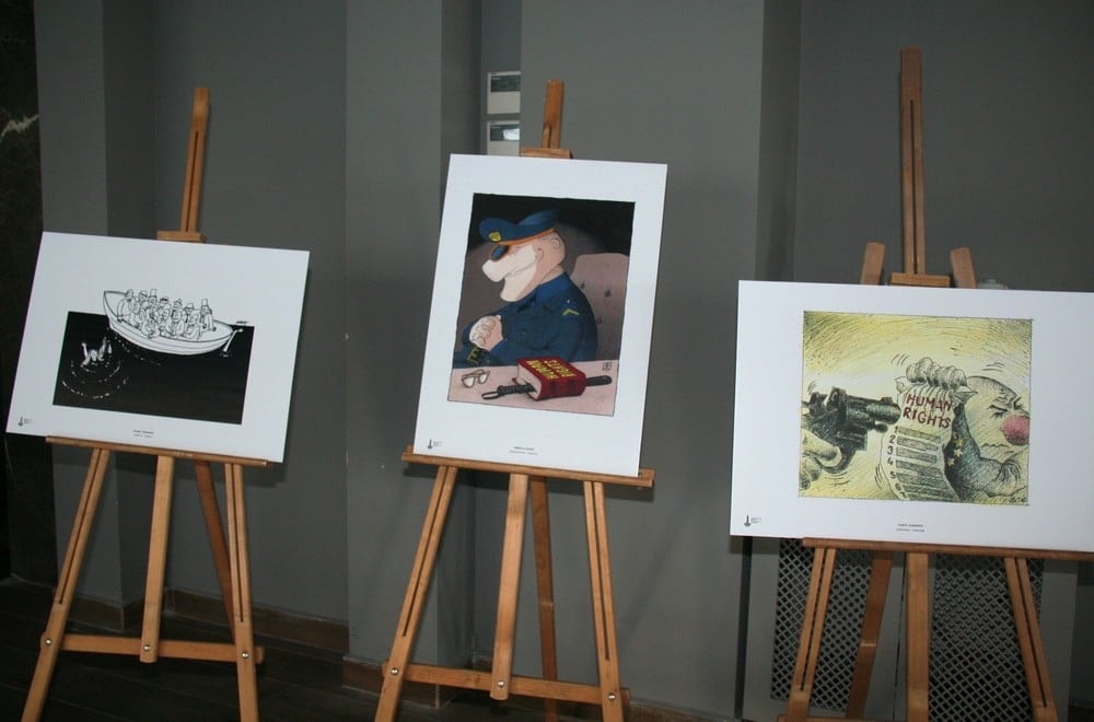 İnsan Hakları Onurlu Yaşamak İçin Gereklidir - 39