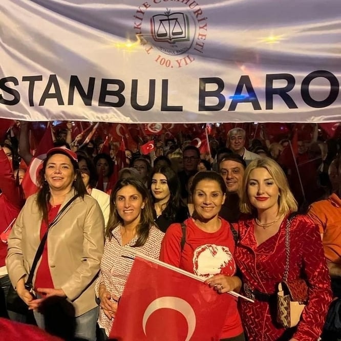 29 Ekim’de Meslektaşlarımızla Büyük Cumhuriyet Yürüyüşlerine Katıldık - 7