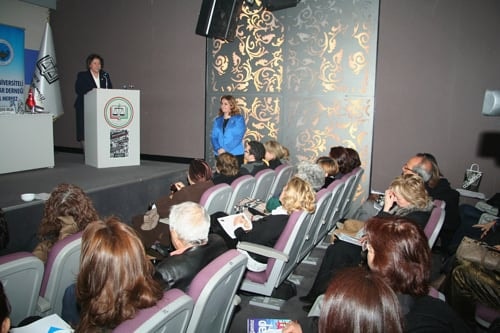 Önder Kadınlar Ödüllendirildi
