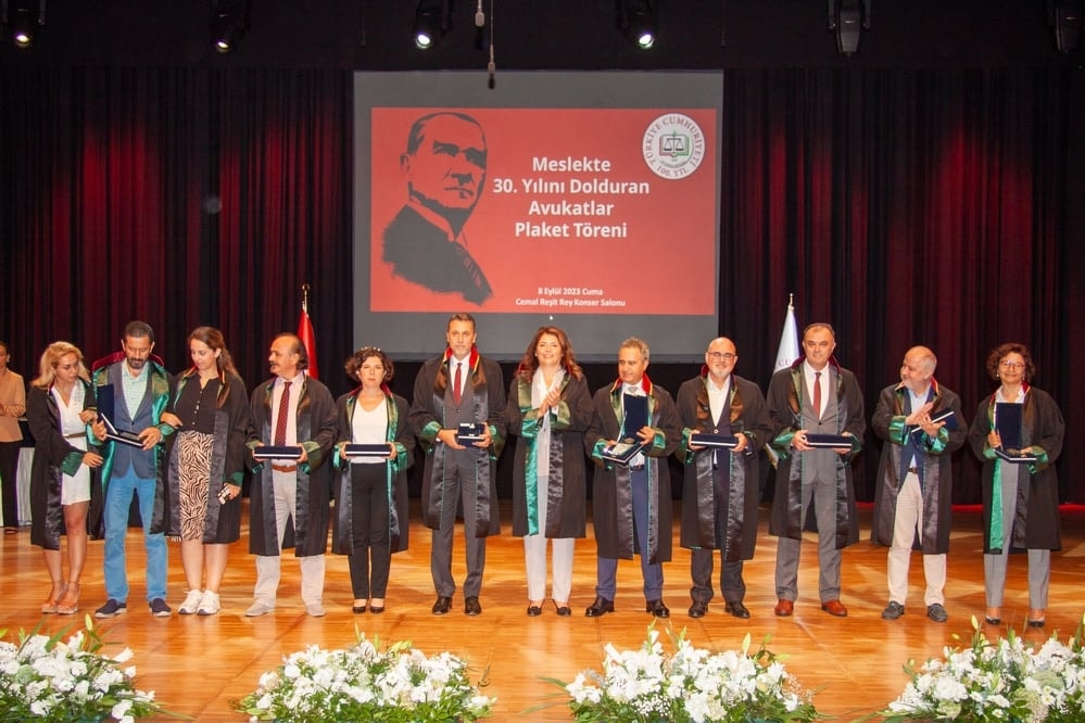 Meslekte 25, 30 ve 35 Yılını Dolduran Meslektaşlarımıza Plaket Verildi - 39