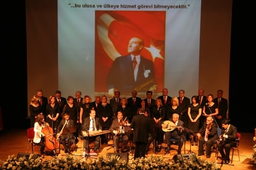 Mesleklerinde 25, 30, 35 Yılını Dolduran Toplam 693 Meslektaşımıza Plaket Verildi
 - 73