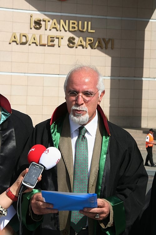 Taksim'de Kolluk Suç İşlemektedir - 9