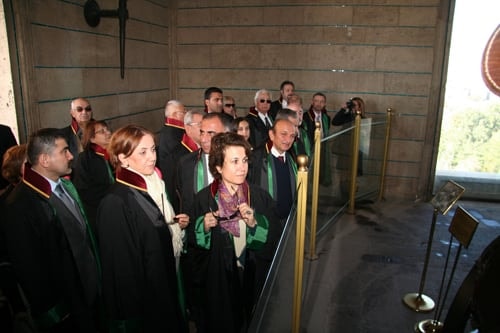 İstanbul Barosu Heyeti Ata’Nın Huzurunda - 6