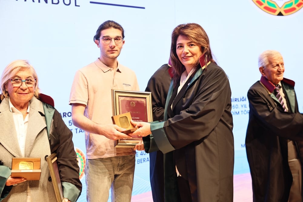 Meslekte 40, 50 ve 60 Yılını Dolduran Meslektaşlarımıza Plaket Verildi - 52