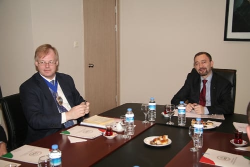 İngiliz Heyet Baromuzu Ziyaret Etti

 - 15