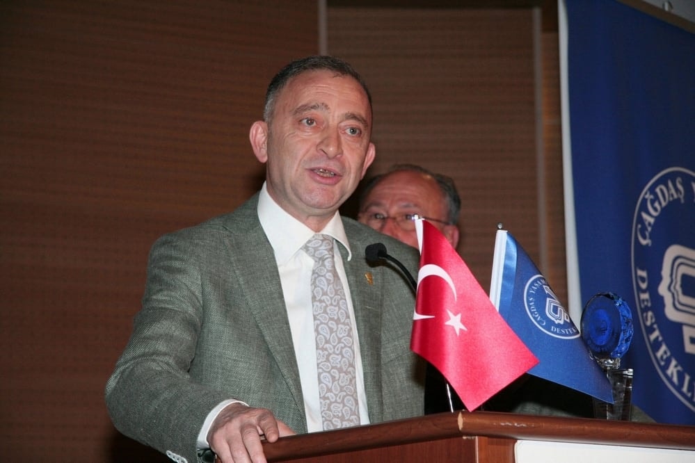 Çağdaş Yaşam Cumhuriyet Ödülü Ümit Kocasakal’a Verildi - 112