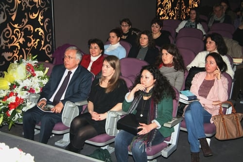 Türkiye Kadın Sorununu Çözerek Çağdaşlaşır
 - 3