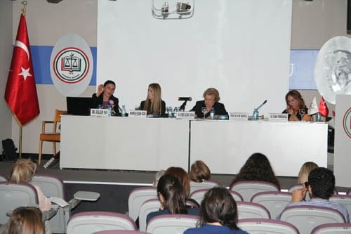 Kadın Cinayetleri

 - 31