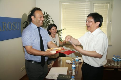 Çinli Hukukçular Baromuzu Ziyaret Etti
 - 4