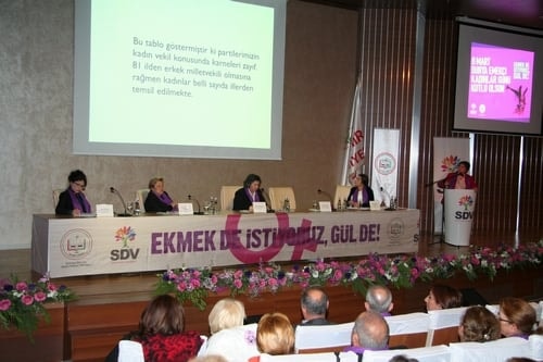 2015 Türkiye’Sinde Kadın
 - 34