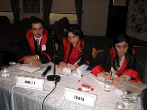 'Farazi (Sanal) Dava Ve 
Duruşma Yarışması-2005’ 
Ödülleri Sahiplerini Buldu - 18