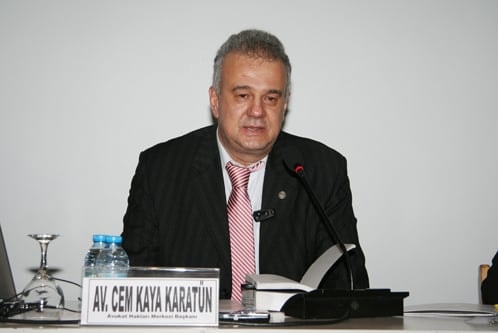 Avukata Yönelik Baskı Vatandaşa Yapılmış Sayılır

 - 9