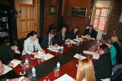 Federal Alman Parlamentosu Milletvekilleri İstanbul Barosu’Nu Ziyaret Etti
 - 12