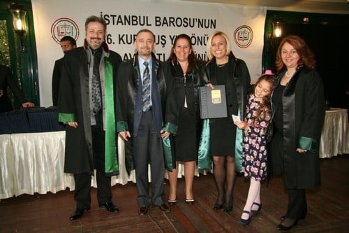 Hukuk Devleti Tesis Edilene, Yargı Bağımsız Olana Kadar, Bedeli Ve Pahası Ne Olursa Olsun Bu Mücadeleyi Birlikte Sürdüreceğiz - 214