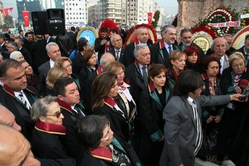 Ulu Önder Atatürk’Ü Saygı, Minnet Ve Şükranla Andık

 - 54