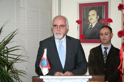 İstanbul Barosu Çalışanları Kemal Türkler Kitaplığı Hizmete Girdi
 - 8