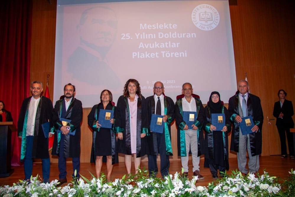 Meslekte 25, 30 ve 35 Yılını Dolduran Meslektaşlarımıza Plaket Verildi - 80