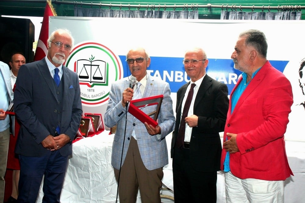 Sem Eğitmenlerine Plaket Verildi - 142