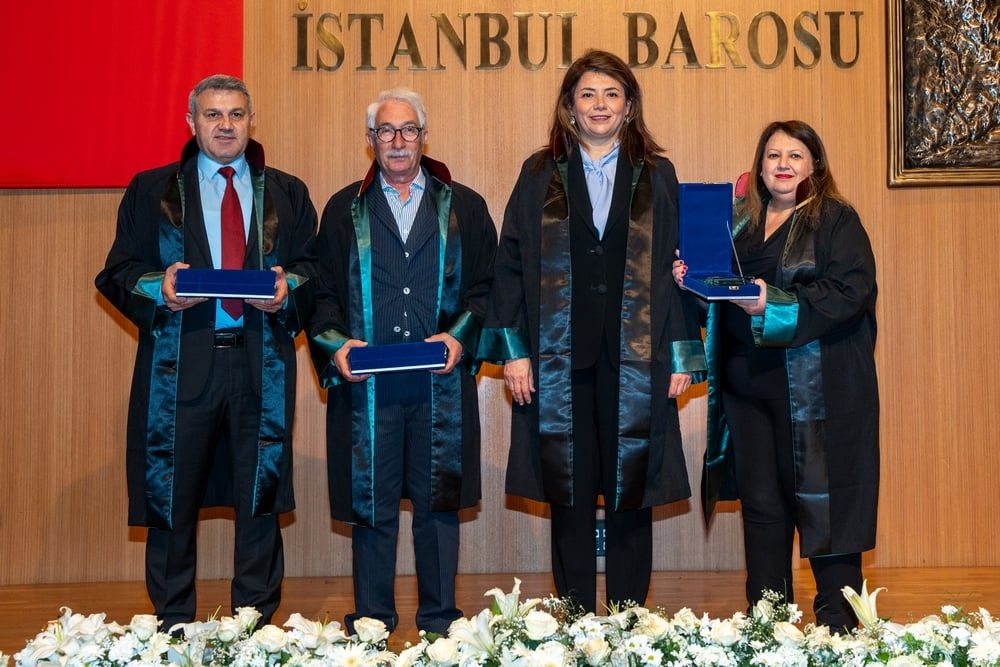 Meslekte 25, 30 ve 35 Yılını Dolduran Meslektaşlarımıza Plaket Verildi - 79