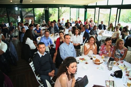 Staj Eğitim Merkezi Eğitmenleri Plaketle Ödüllendirildi

 - 176