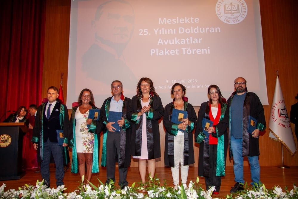 Meslekte 25, 30 ve 35 Yılını Dolduran Meslektaşlarımıza Plaket Verildi - 92