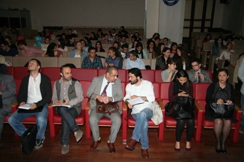 Mülteci Ve Sığınmacıların Sorunları

 - 10